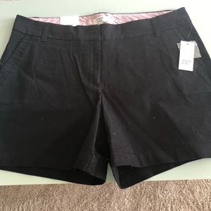 Crown & Ivy Short